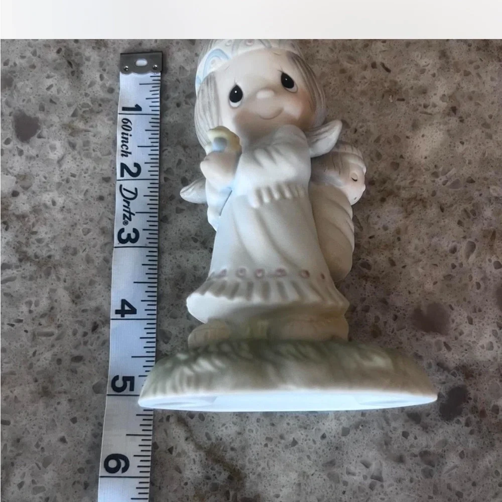 Precious Moments ‘His Burden is Light’ Figurine in excellent condition